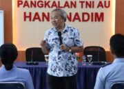 Dr Aqua Dwipayana Motivasi Prajurit di Lanud Hang Nadim Batam