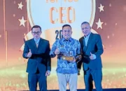 Dirut Bank Nagari Gusti Candra Raih Penghargaan ‘Top 100 CEO 2024’