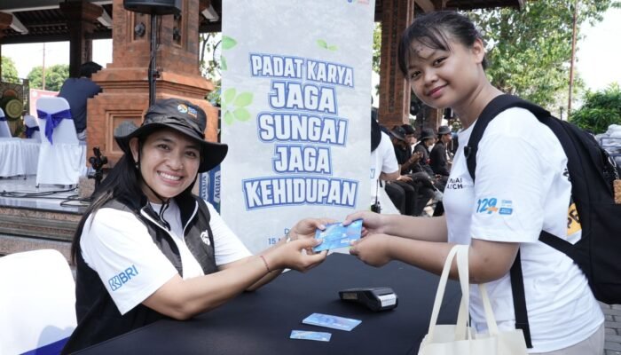 Rayakan HUT Ke-129, BRI Peduli Ajak Masyarakat Jaga Ekosistem Sungai dan Edukasi Lingkungan Bebas Sampah