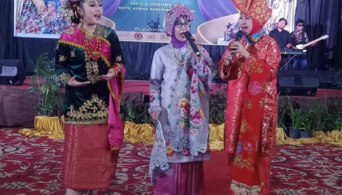 20 Tahun Sumbar Talenta: Malam Penuh Pesona di Konser Puitika Nusantara