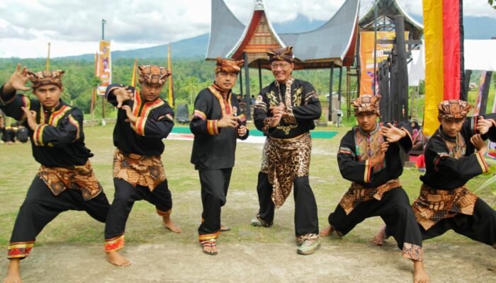 Menjaga Bara Tradisi, Mengokohkan Tiang Budaya Luhak Nan Tuo