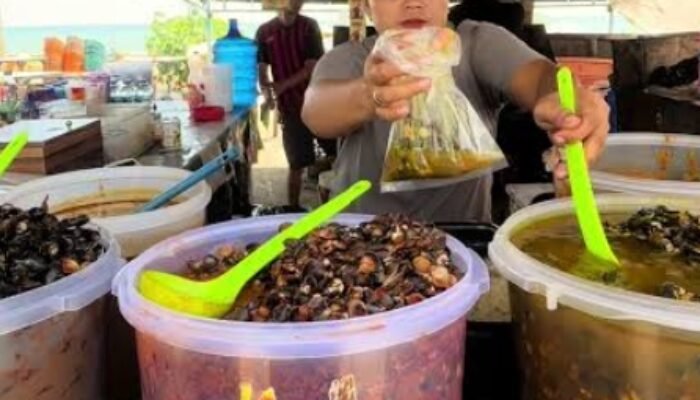 Langkitang: Kuliner Eksotis Pantai Padang yang Menanti di BOM Run 2025