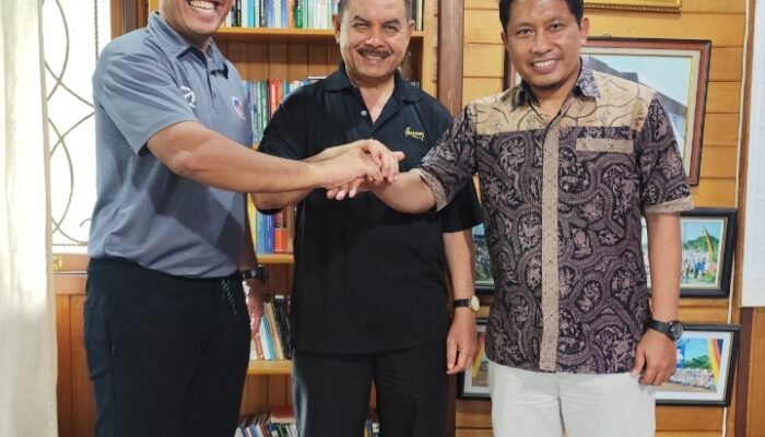 Ngopi di Rumah Datuak: Tiga Tokoh, Satu Tekad untuk Olahraga Sumbar